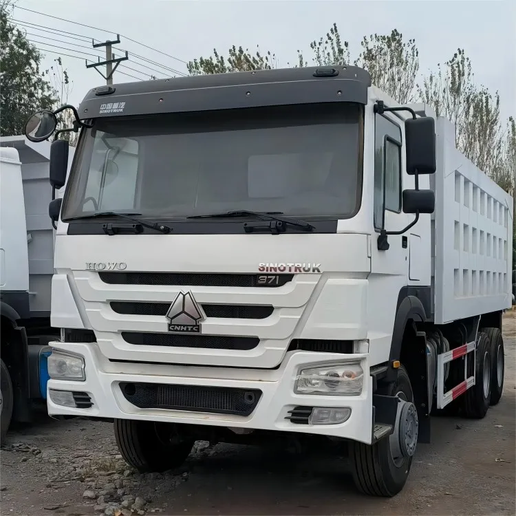 6 × 4 tagumine prügihaagis